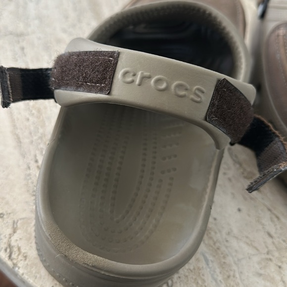 CROCS Yukon Vista Clog Sz 15 Men’s flexible faux leather Velcro strap Tan Brown - Picture 16 of 16
